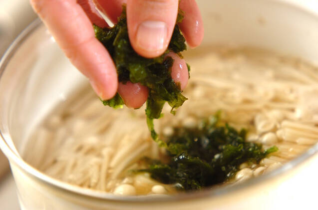 アオサのみそ汁の作り方の手順4