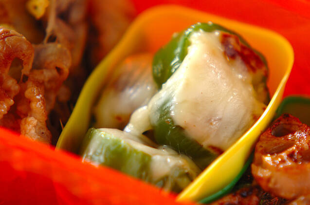 ピーマンのポテト詰め