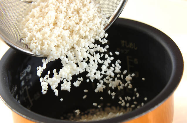 冷凍キノコの炊き込みご飯の作り方の手順1