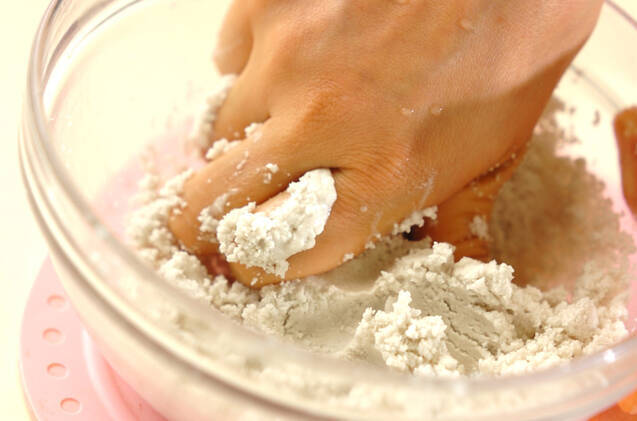 ココナッツ白玉の作り方の手順1