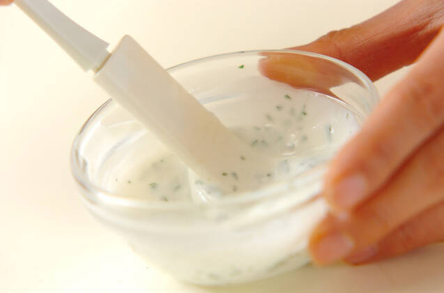 イチゴと甘エビのサラダの作り方の手順3