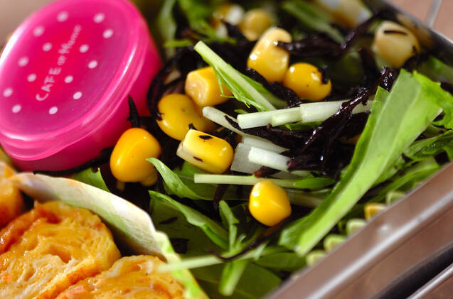 ヒジキと水菜のサラダ