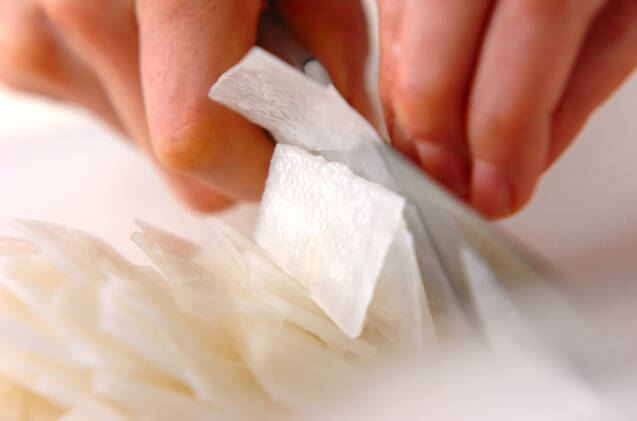 大根とハムのサラダの作り方の手順1