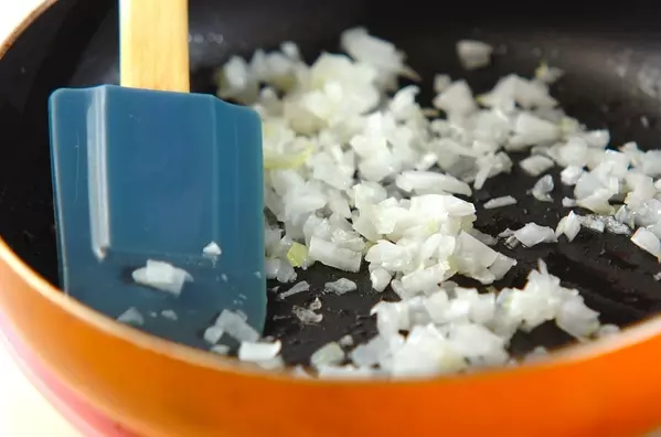 基本のピーマンの肉詰め ピーマンふんわりの下準備3