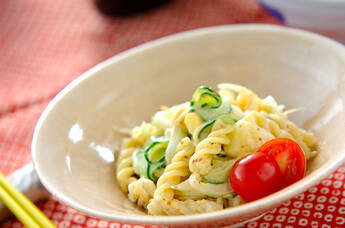 マカロニサラダ