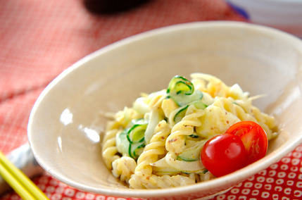 マカロニサラダ