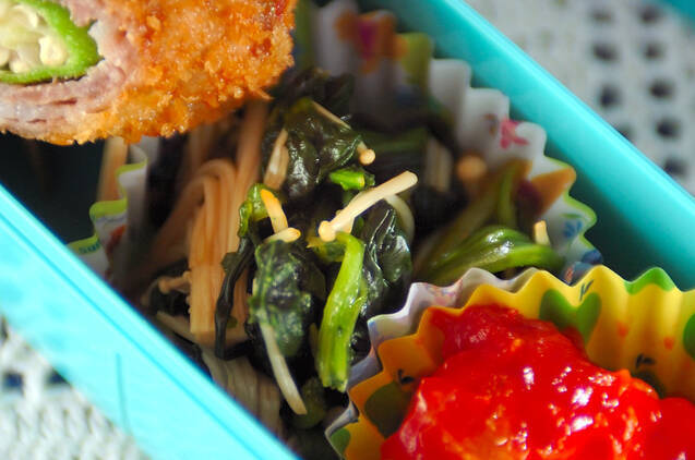 ホウレン草とエノキ和え物