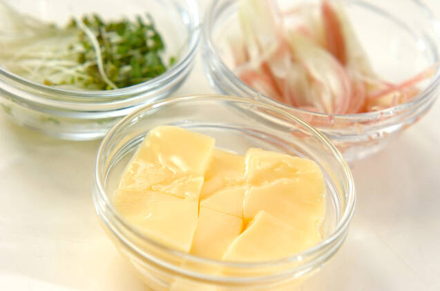 梅干し入りお吸い物の作り方の手順1