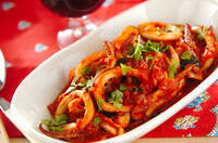 イカのトマトソテー・赤ワイン