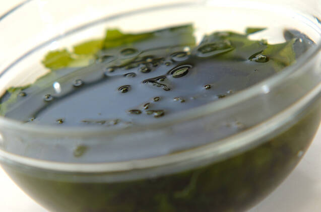 ワカメのかき玉汁の作り方の手順1
