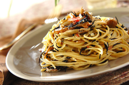 余ったヒジキでクリームパスタ