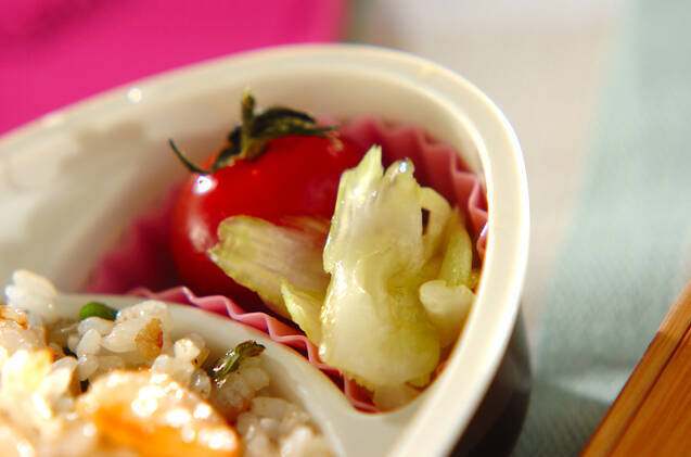 セロリのマリネ