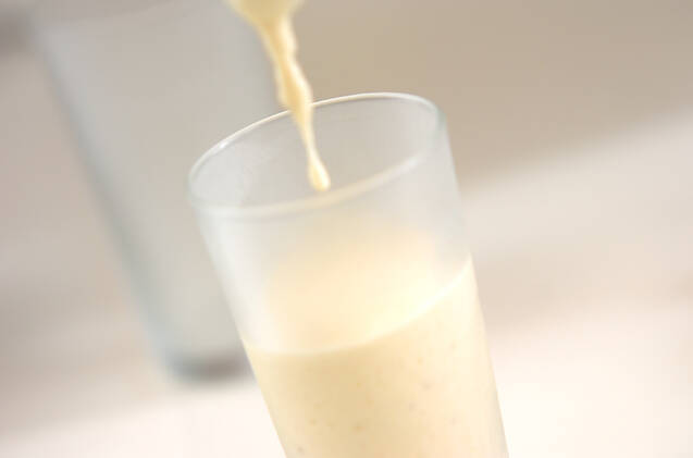 アイスクリームで簡単！バナナシェイクの作り方の手順2