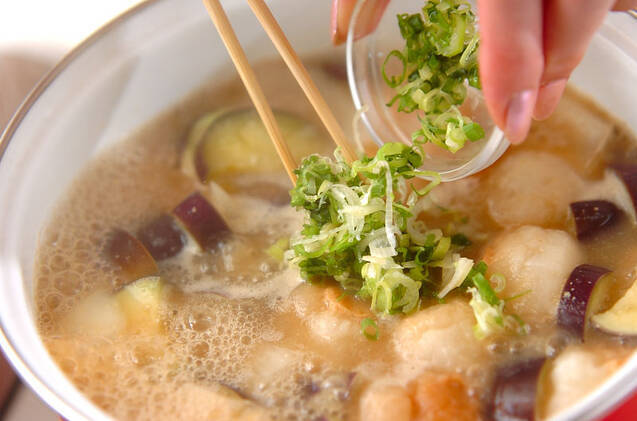 ナスと麩のみそ汁の作り方の手順5