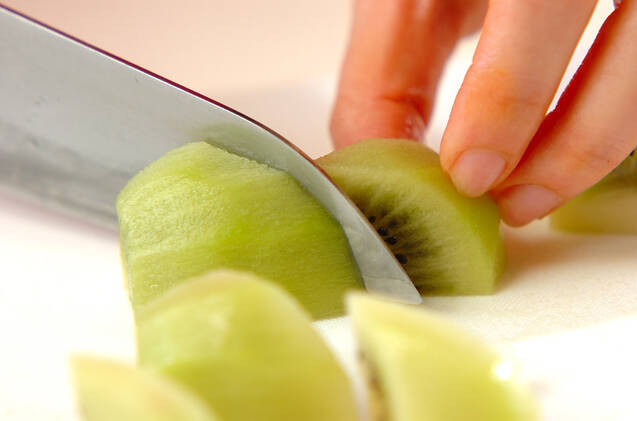 フルーツヨーグルトの作り方の手順2