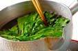 ほうれん草のゴマ和えの下準備3
