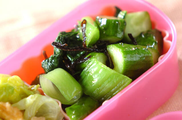 シャキシャキ野菜の昆布和え