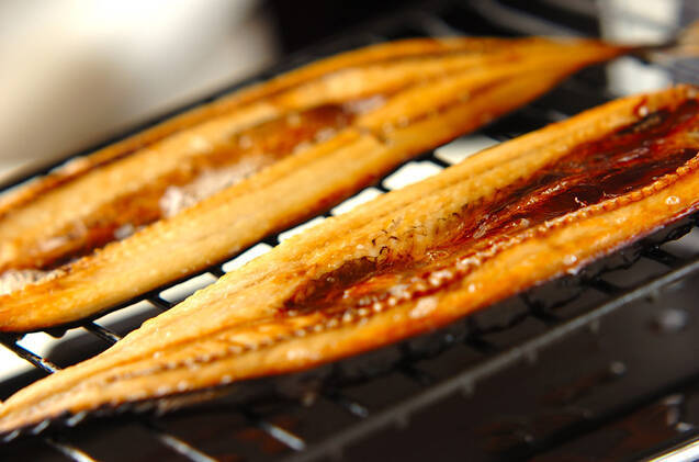 うまみがぎゅ！焼きサンマの干物の作り方の手順3