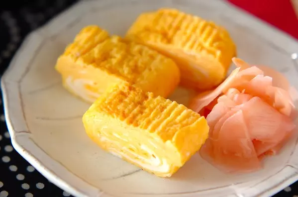 基本のだし巻き卵