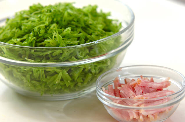 キヌサヤベーコン炒めの作り方の手順1