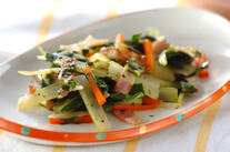 セロリとベーコンのソテー