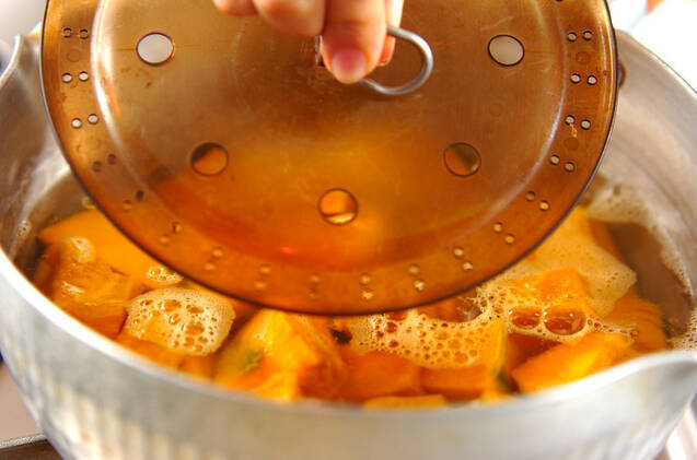 カボチャのゴマ風味の作り方の手順2