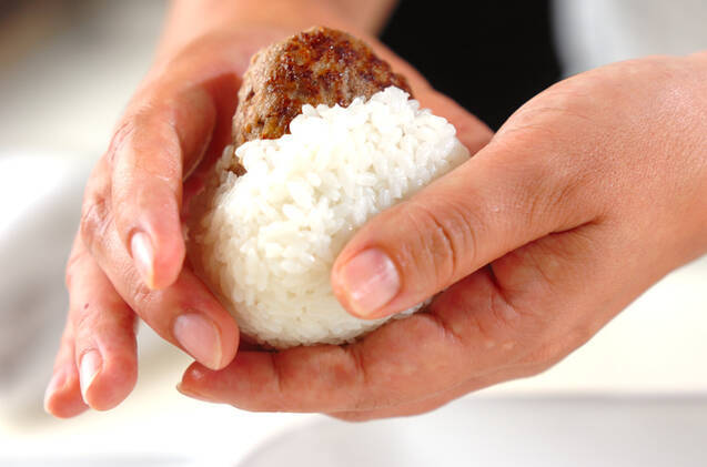 スマイルおにぎりの作り方の手順8