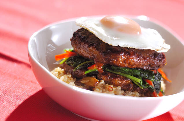 スタミナバーグ丼