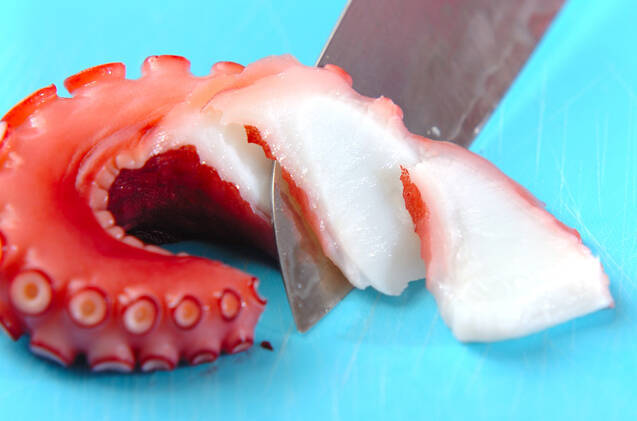 タコとワカメのヘルシーサラダの作り方の手順1