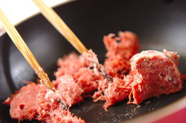 コンビーフ温ドッグの作り方の手順2