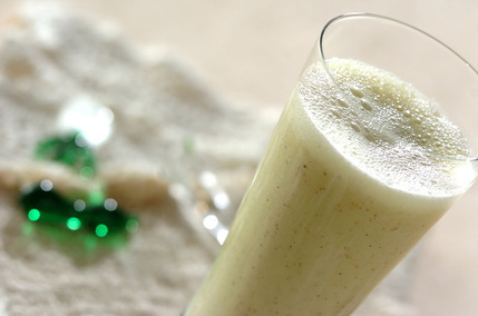 キャベツとキウイのグリーンスムージー