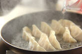 野沢菜入り焼き餃子の作り方6