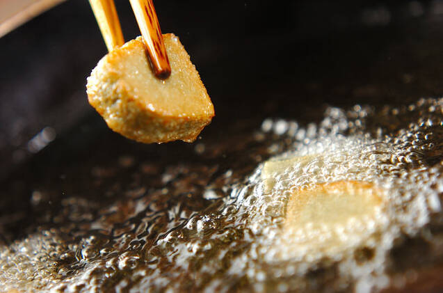ニョッキ風揚げ生麩の作り方の手順1