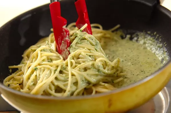 パセリのクリームパスタの作り方2