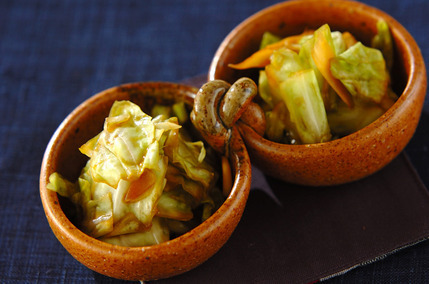 キャベツのニンニクしょうゆ漬け