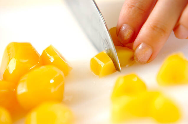 マロンのスティックパイの作り方の手順1