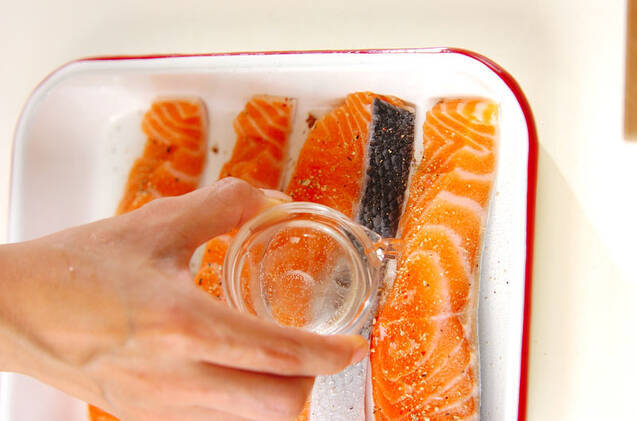 サーモンのカレームニエルの作り方の手順1