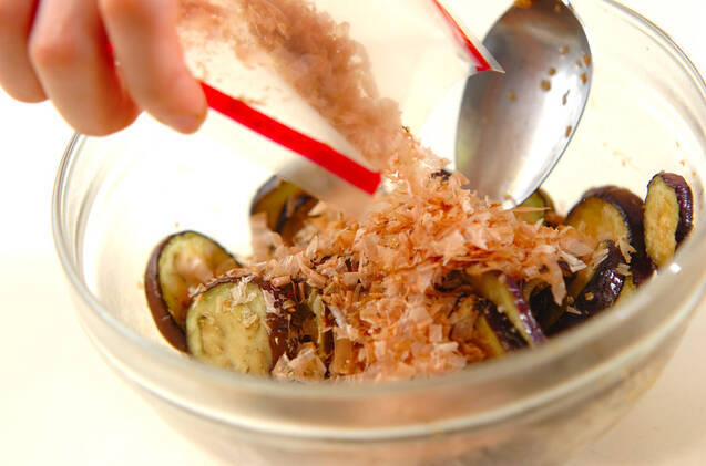 炒めナスのおかか和えの作り方の手順4