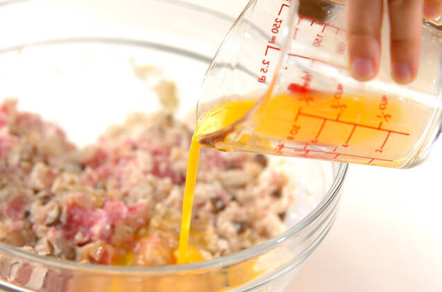 シメジ入りハンバーグの作り方の手順2