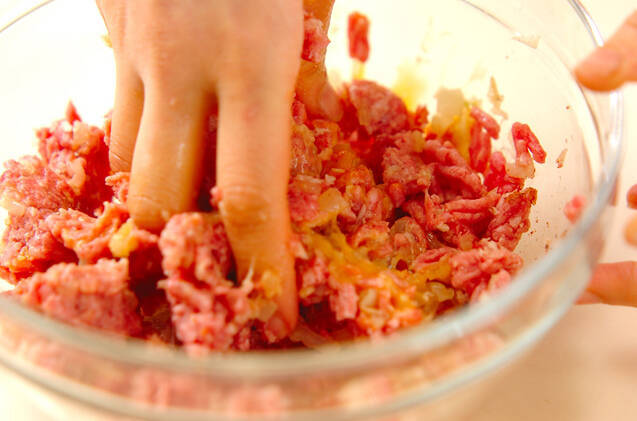 ピーマン肉詰め 簡単で食べやすい シイタケも入ったおすすめレシピの作り方の手順3