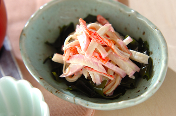 カニカマとカマボコのサラダ 副菜 レシピ 作り方 E レシピ 料理のプロが作る簡単レシピ カニカマとカマボコのサラダ 副菜 レシピ 作り方 E レシピ 料理のプロが作る簡単レシピ