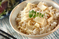 シンプルタケノコご飯