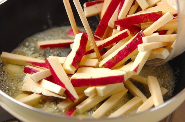 サツマイモのバター炒めの作り方の手順2