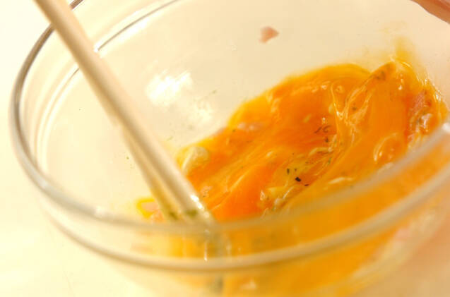 マヨ卵の作り方の手順1