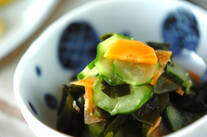 ワカメとキュウリの酢の物