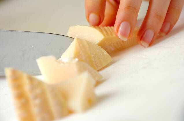 タケノコとエビの春パスタの作り方の手順1