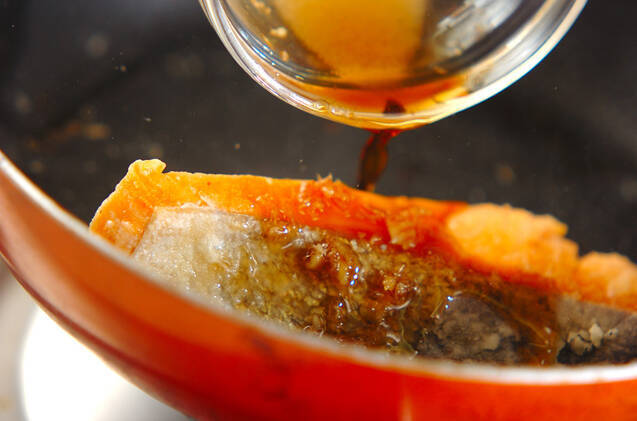 鮭のショウガ焼きの作り方の手順3