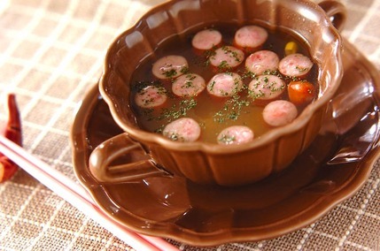 押し麦とソーセージのスープ