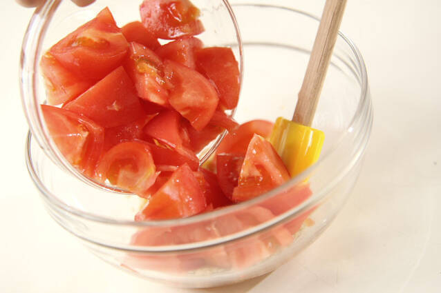 トマトサラダの作り方の手順4