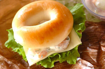 ベーグルサンドイッチ